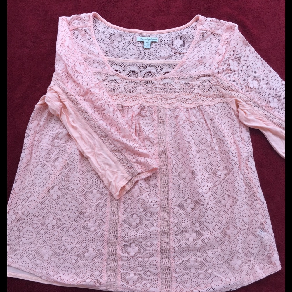 Lightweight and lace top